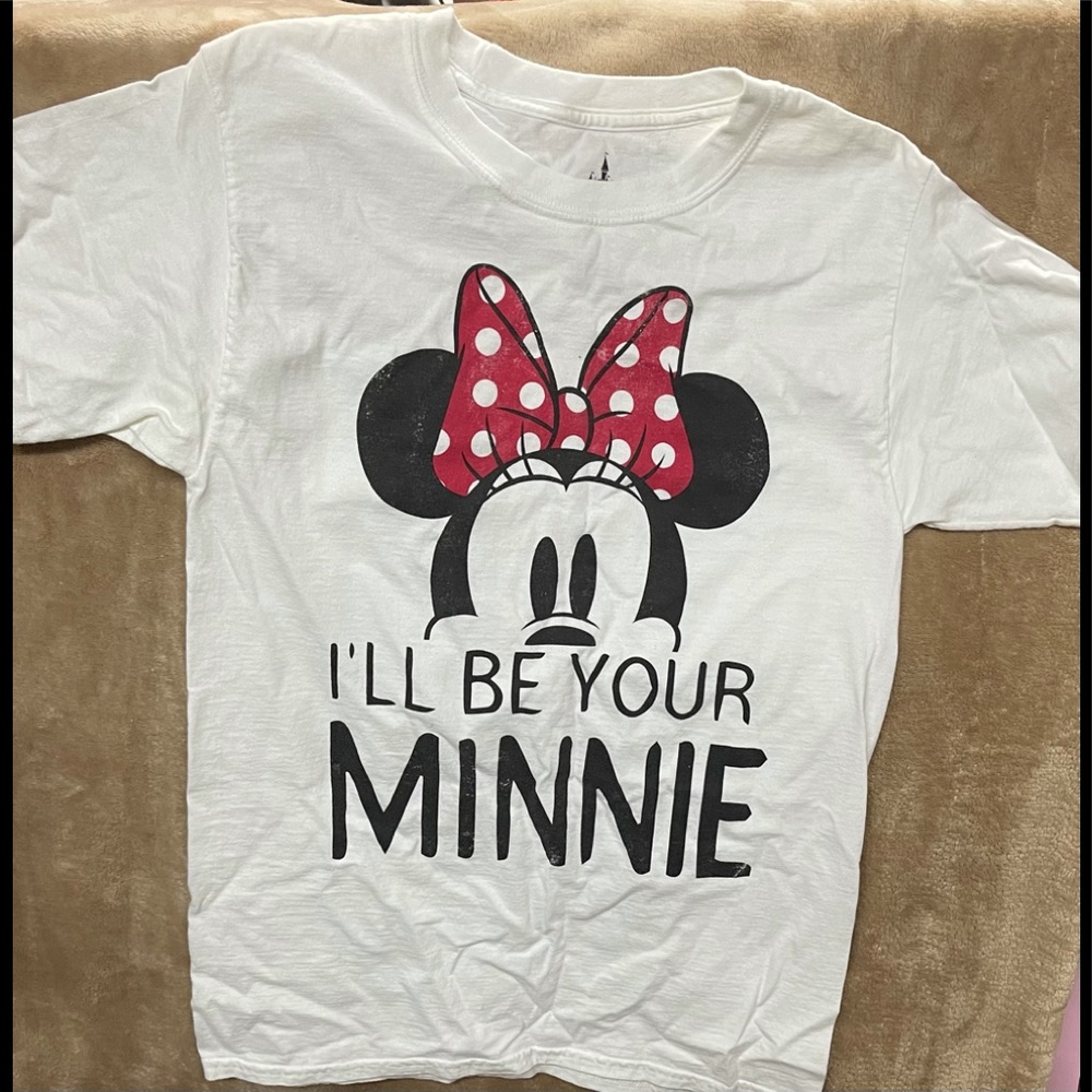 Minnie Mouse t shirt